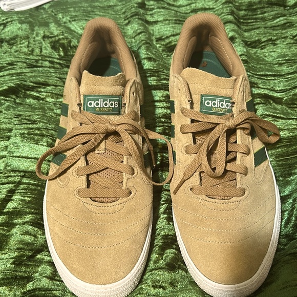 adidas Shoes Adidas Busenitz Vulc 2 Size 2 Cardboard Collegiate